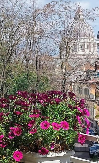 Apartamento Luminoso Vista San Pietro Con Terrazzo Roma