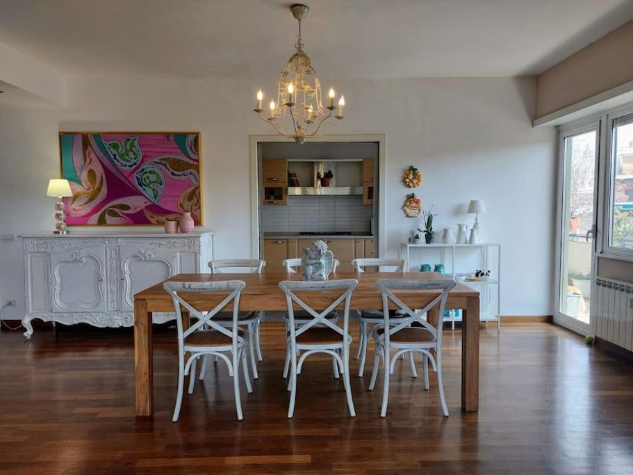 Luminoso Vista San Pietro Con Terrazzo Apartamento Roma